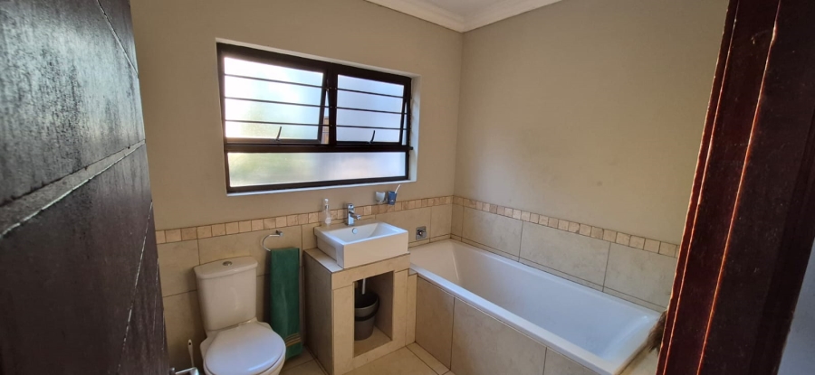 5 Bedroom Property for Sale in Wigwam North West